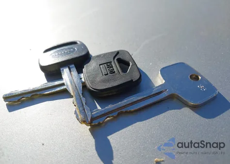 2003 Toyota Corolla Le from USA, damaged, VIN JTDBR32E732007934